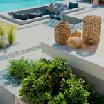 Blue Topaz Two Pool And Villa *