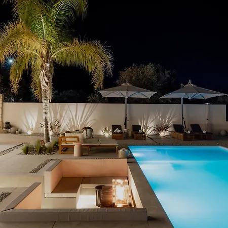 Blue Topaz Two Pool And Villa *