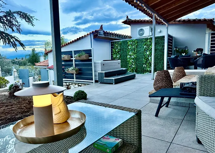 Villa Blue Topaz Two Pool And